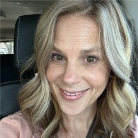 Integrate Employee Holly Fox's profile photo