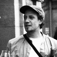 Leon Struchholz Email