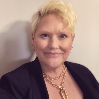 Kelli Elliott Email & Phone Number