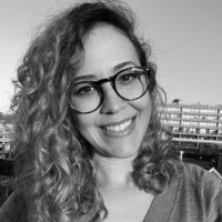 Manuela Santos Email