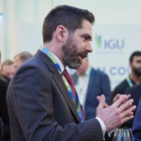 Simon Ellis Email
