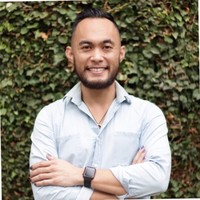 Robert Lim Email & Phone Number