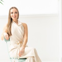Amanda Logan Email & Phone Number