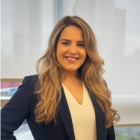 Carolina Saturnino Email