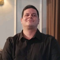 Higson Correia Email