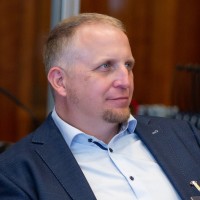 Mark-Oliver Götz Email