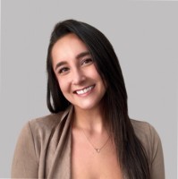 Chelsie Thompson Email & Phone Number