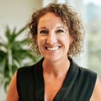 Lesley Vossenkemper Email & Phone Number