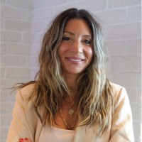Juliana Oizerovici Email & Phone Number