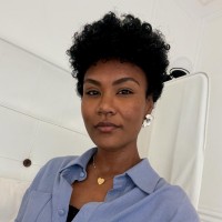 Danielle Lopes Email