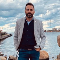 Tomas Teruzzi Email