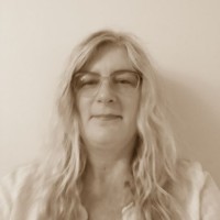 Vicki Thomas Email