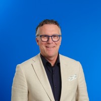 Auke Pul Email & Phone Number