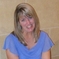 Lori Reyes Email & Phone Number