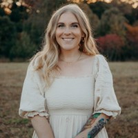 PRIORITY INSTALL LLC Employee Lauren Ryan's profile photo