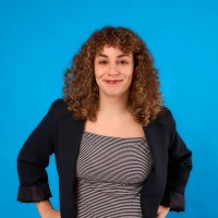 Victoria Sucari Email