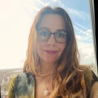 Kübra Kalkandelen Email
