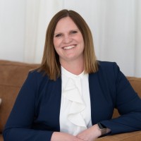 Maia Wealth Employee Rebecca Desoto's profile photo