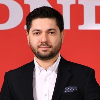 Mete Özdöngül Email