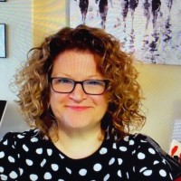 Pamela Lyons Email