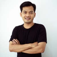 Mengantar Employee Yulia Anggoro's profile photo