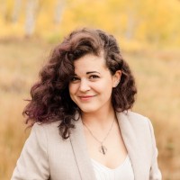 Impact Suite Employee Lorelle Frank's profile photo