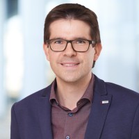 Tobias Kerscher Email
