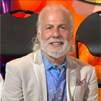 Holtzman Gallery LLC Employee David Holtzman's profile photo