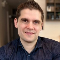 Maxim Tikhomolov Email