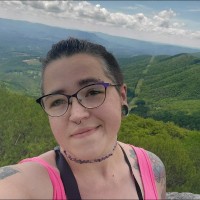 Stacey Holcomb Email & Phone Number