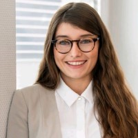 Christina Kull Email