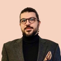 Vretta Inc. Employee Parsia Tabatabaei's profile photo