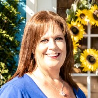 Indepentent AVON Sales Representative Employee Dawn Martinez's profile photo
