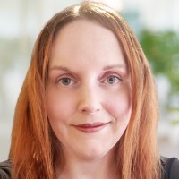 英文庫 English Cool Employee Kim Glidden's profile photo
