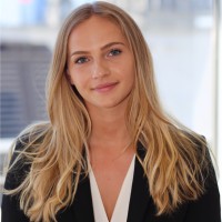 Schroders Employee Ella Thomas's profile photo