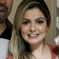 Janaína Frizon Email