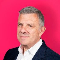 E-mail e número de telefone de Neville Koopowitz