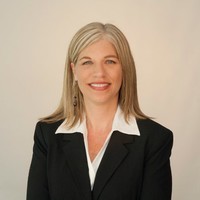 Robin Hussong Email & Phone Number