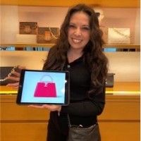 Louis Vuitton Employee Maria Sinclair's profile photo