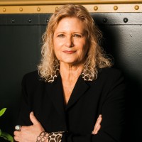 Connielynn Hutchison Email & Phone Number