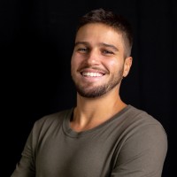 Felipe Medeiros Email