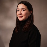 Holly Selby Email & Phone Number