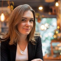 Nadja Blomkvist Email