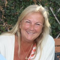 OmniLayers Employee Helen Lambert's profile photo