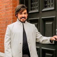 Thomas di Domenico Email & Phone Number