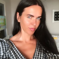 Vita Vandaite Email