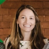 T-Zero Employee Renata Clemente's profile photo