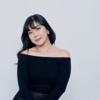 Andrea Santisteban Email