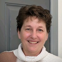 Lynnette Olson Email & Phone Number