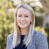 Laura Munns Email & Phone Number
